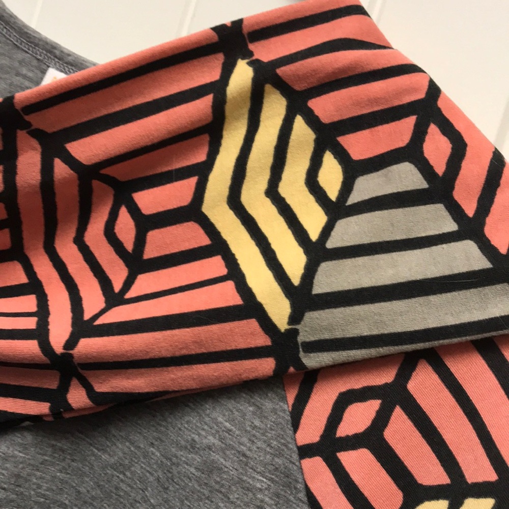 Lularoe Randy - Picture 2 of 3